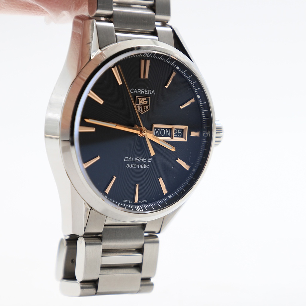 Carrera Day-Date Calibre 5 Automatic Swiss Made, WAR201C-1, 100 Meter, Strap Size ** Small ~ Mid