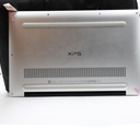 Dell XPS 13 9370 Laptop i7-8550U, 8 CPU, 8 GB Ram 500 gb SSD + Cover