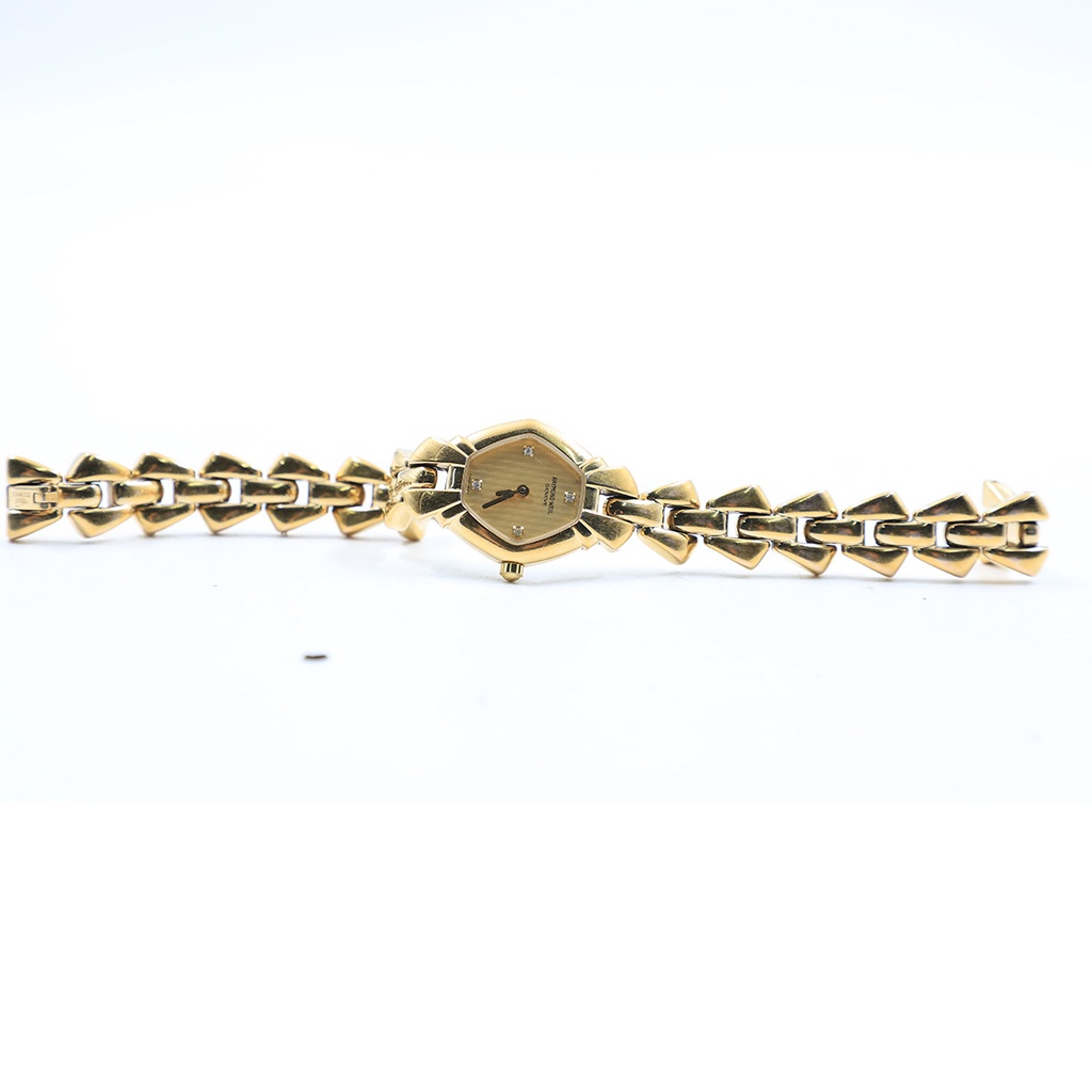 Reymond Weil Geneve 5885 Z 273852 Swiss made Water Resistant ** Has A crack on the top left