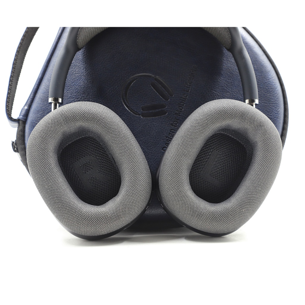 Airpods Max Wireless Headset Very Clean With Accessories