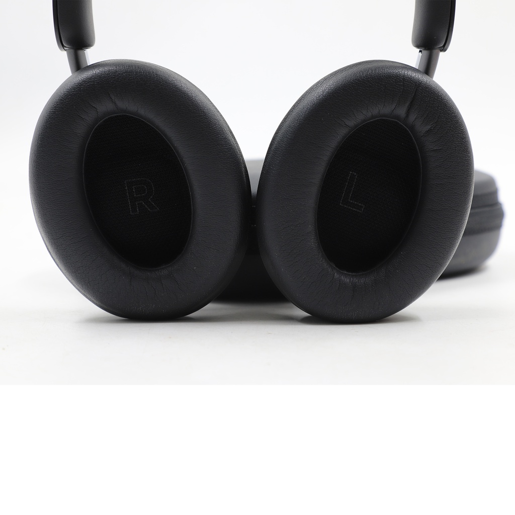 Bose QuietComfert Ultra Headset + Cover And Cables