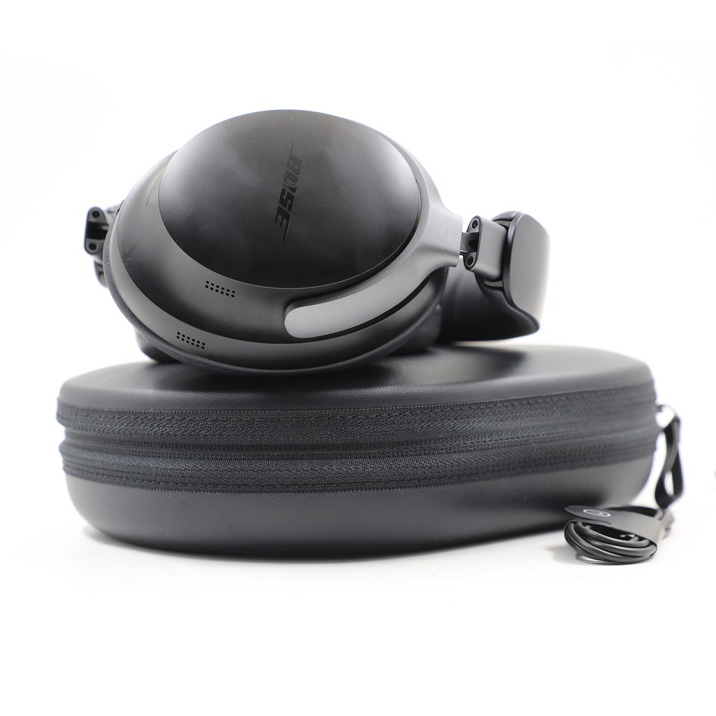 Bose QC Ultra Wireless Headset + Pouch