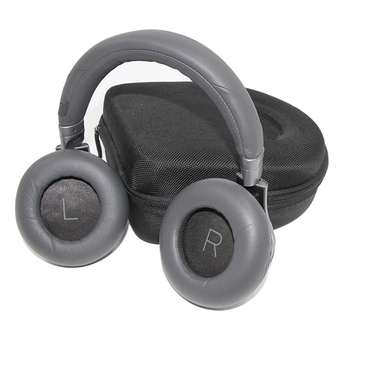 Plantronics Backbeat Pro,