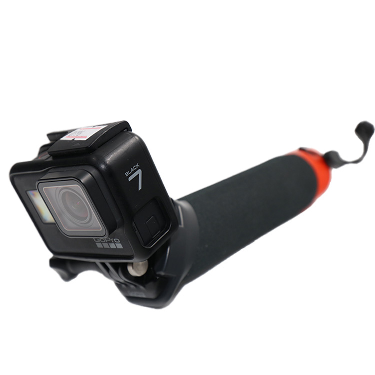 GoPro Hero 7 Black + Selfie Stick