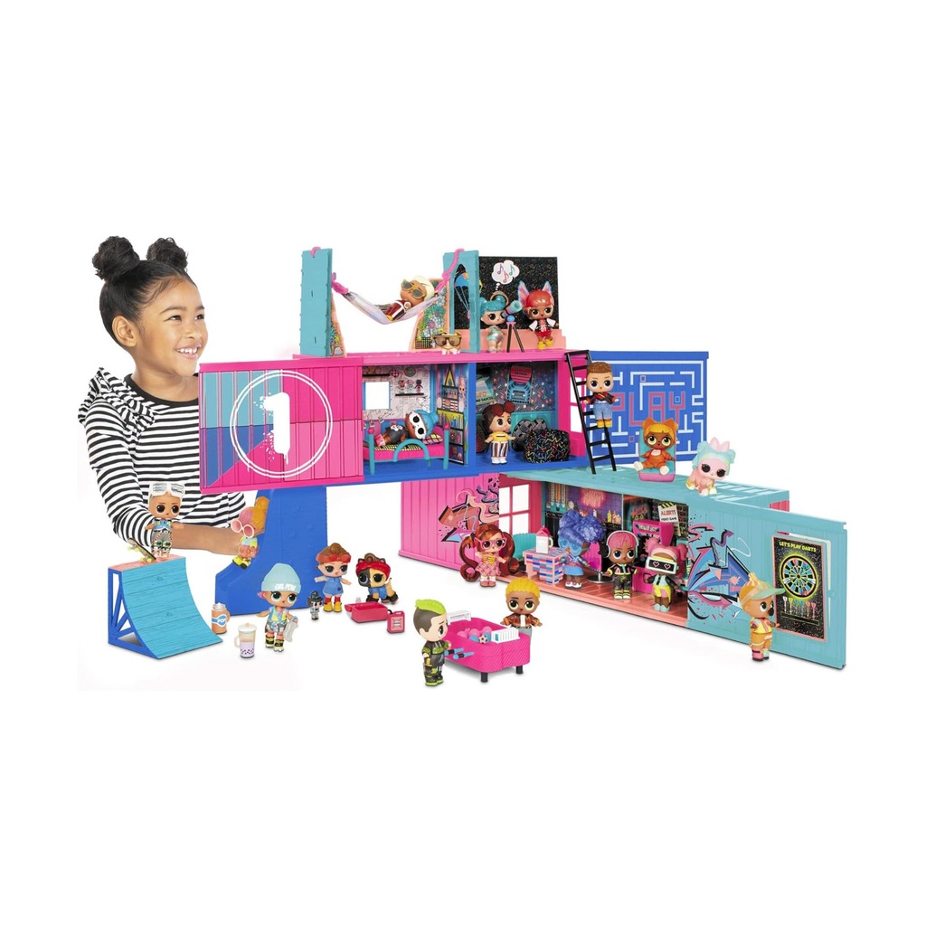 L.O.L. Surprise! Fashion Show House Playset