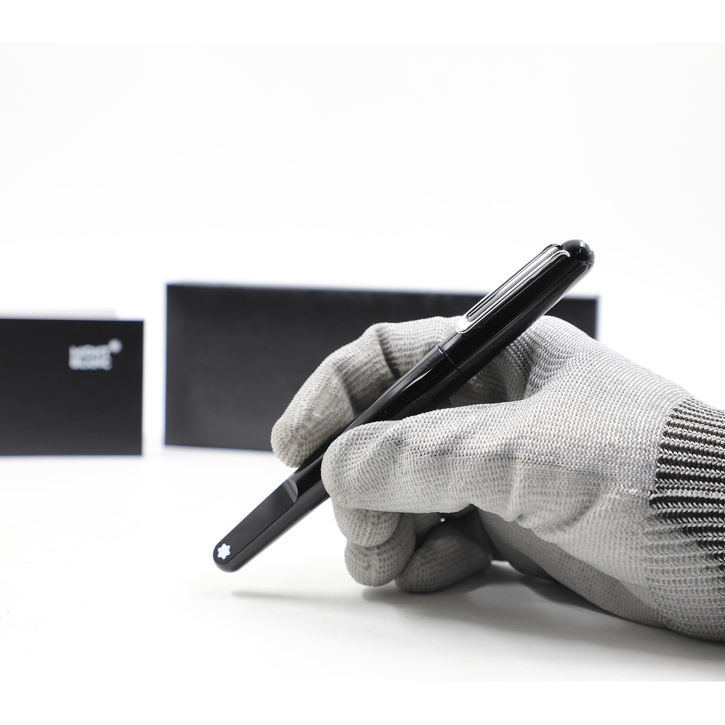 MontBlanc Expensive Luxury Pen