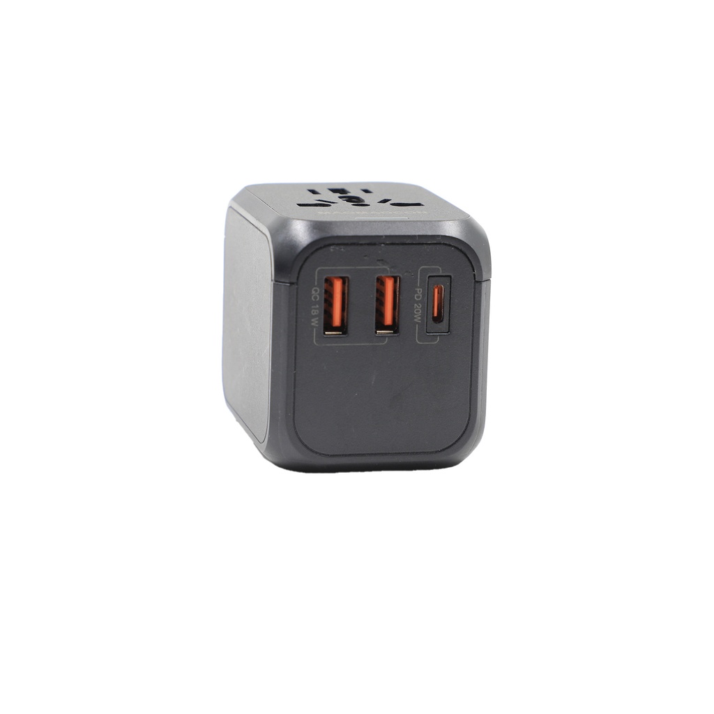 Maomaocn Aomaocon Universal Travel Adapter PD20W 2 USB 1 USB C 1 AC Socket Universal Adapter