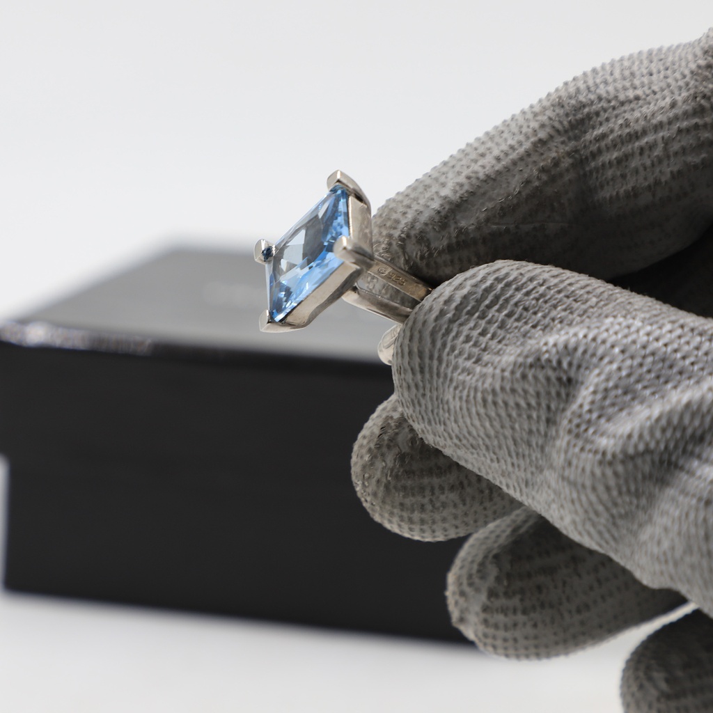 Giorgio Armani Sterling Silver 925 Cufflink With Beautiful Stone