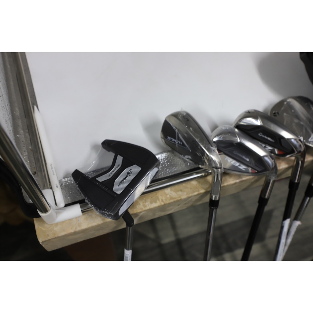 12 Piece Set Of Taylor Made Golf Sticks