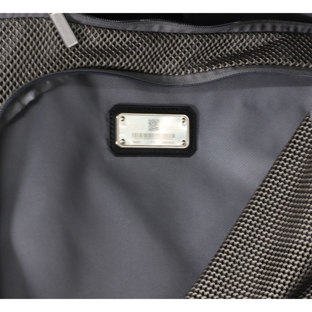 Tumi 19 Degree Aluminum 2 Cases Small Cabinet & Medium 66 x 45.5 x 25.5, 55 Litters Luxury Travel Luggage Cabinet Size ** Original Price > 10,000 Qar**