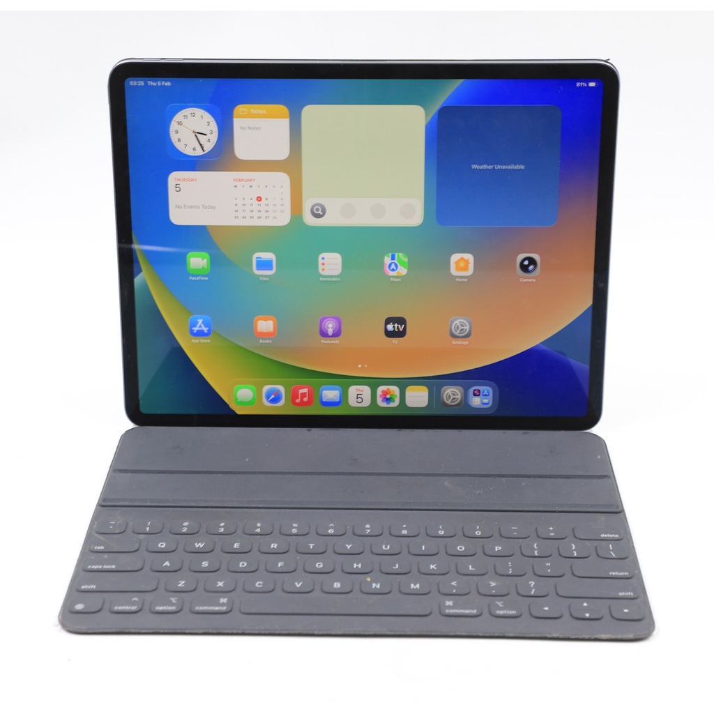iPad Pro 3rd Gen 256 gb 12.9 Inch + Keyboard,