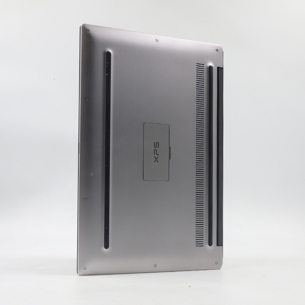 Dell XPS Core i7-7500U 16 gb,512 SSD