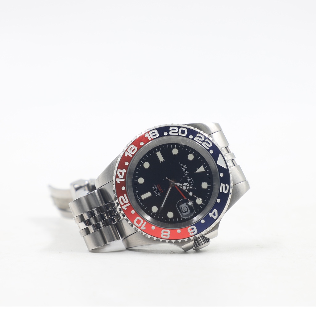 mathey tissot 316l gmt worldwide ** Small Crack On The Magnifying Glass And Top Right