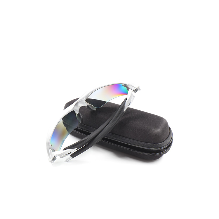 OKLAY Polarized 00921-02 Lens Width :62 Bridge Width:12  + Pouch