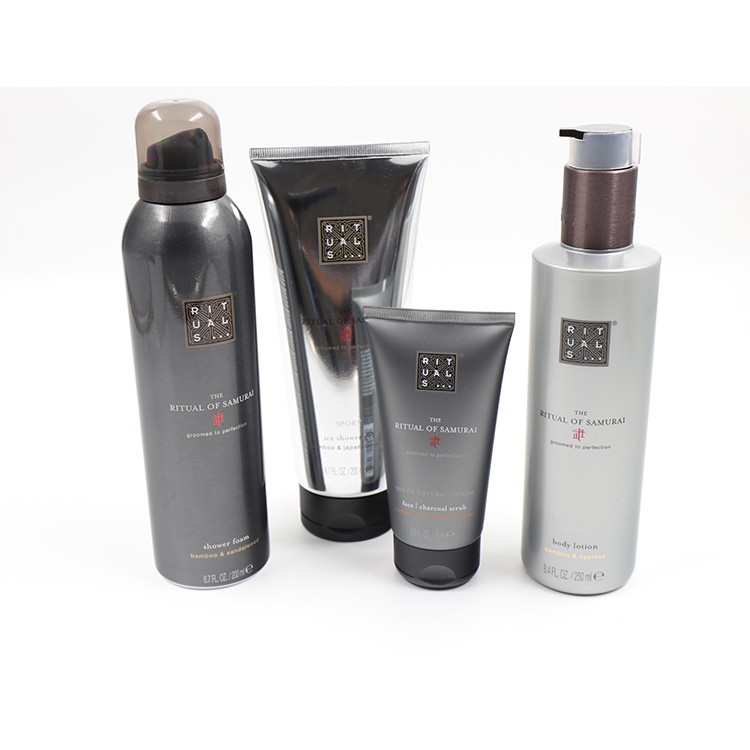 The Ritual Of Samurain Groomed To Perfection: Face Scrub + Shower Foam + Body Lotion + Shower Gel