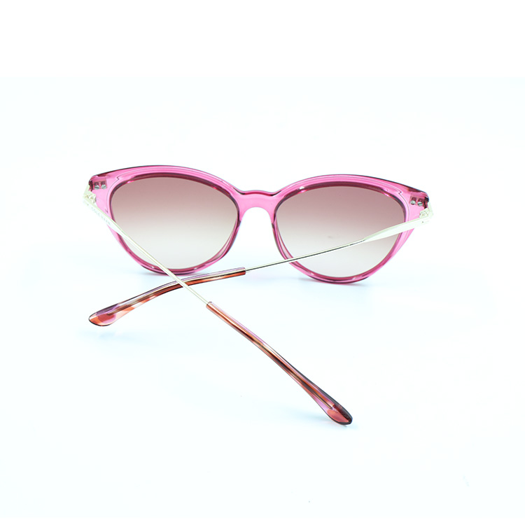 Cole Haan polarized CH9016  Lens Width: 54, Bridge Width: 15