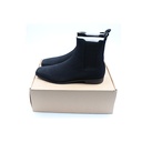 Vivaia Water Repellent Chelsea Boot, Color: Black , Size: EU39