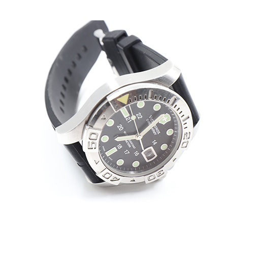 Victorinox Swiss Army 241036, Water Resistant 500 Meters, Stainless Steel, Sapphire Crystal