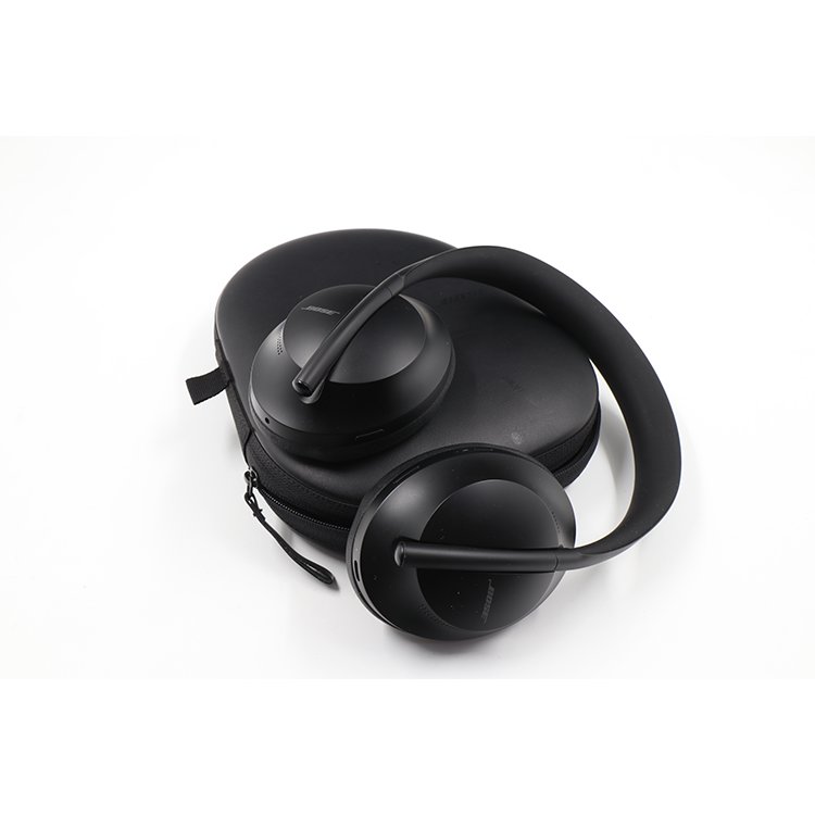 Bose Noise Cancelling  NC700 Heaphones , Bluetooth Active Noise Cancelling Mic. 10 M Bluetooth Range