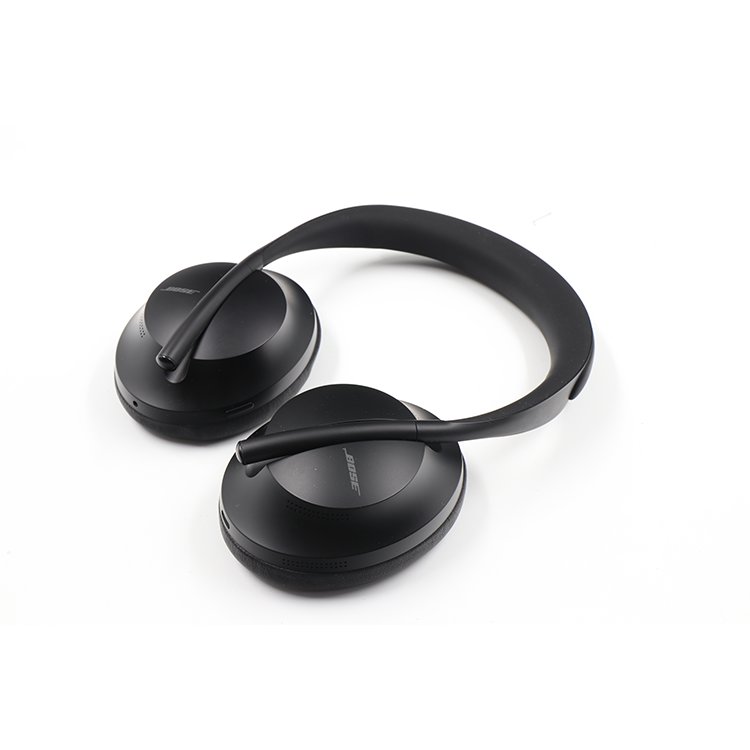Bose Noise Cancelling  NC700 Heaphones , Bluetooth Active Noise Cancelling Mic. 10 M Bluetooth Range