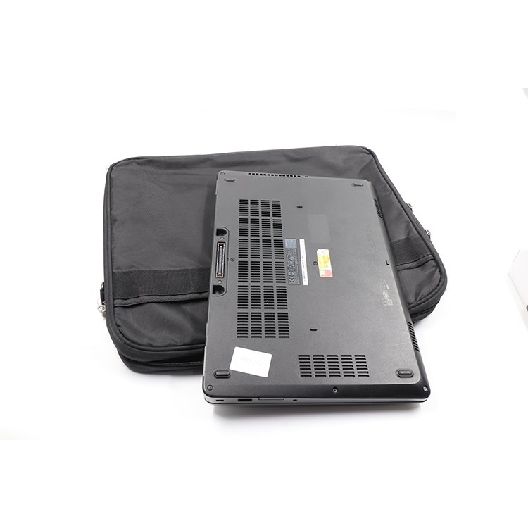 Dell latitude E5470 14 '' Laptop core i5-6200u 2.30 Ghz, 8gb ddr3 new 500 gb