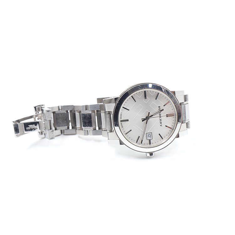 Burberry Bu9000  Men Watch. Sapphire Crystal, 50 m 165 Feet, Swiss Made