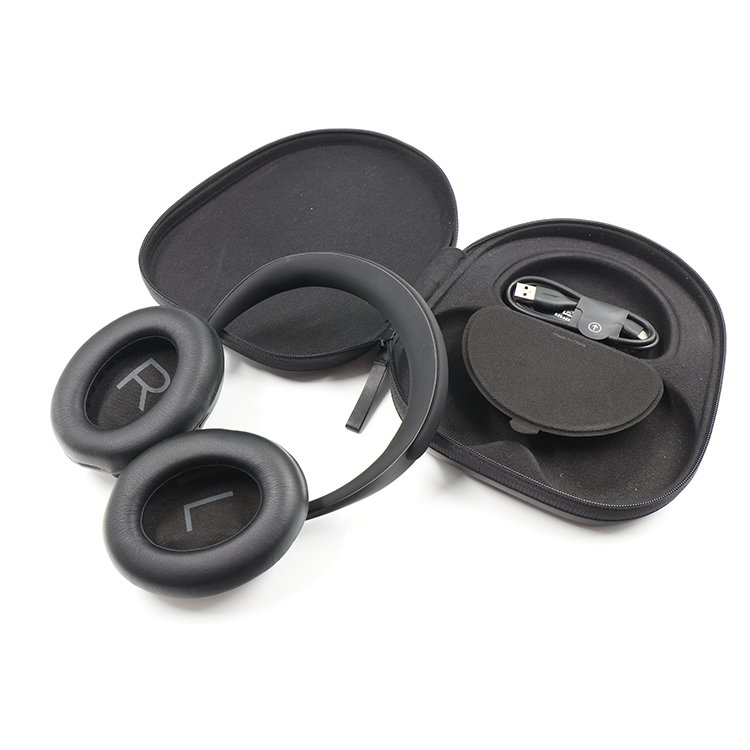 Bose Noise Cancelling  NC700 Heaphones , Bluetooth Active Noise Cancelling Mic. 10 M Bluetooth Range