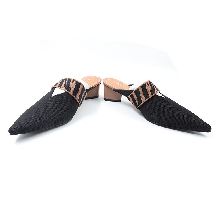 Vivaia 42 sandal