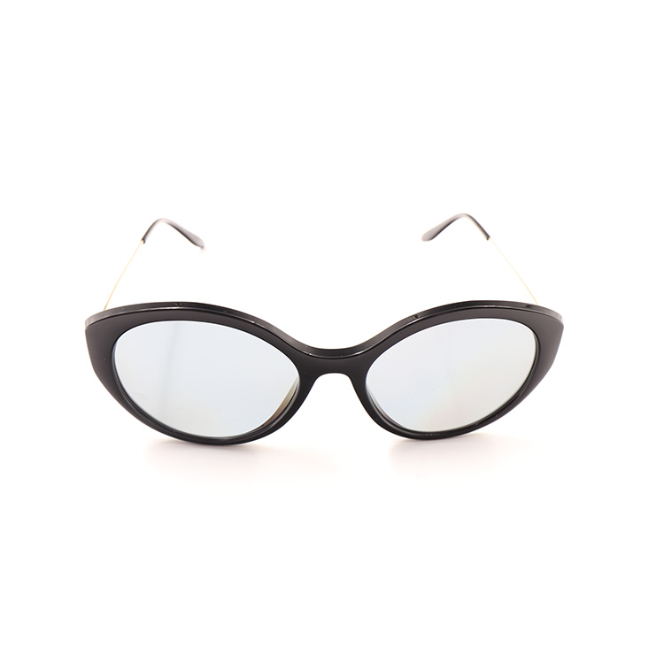 Prada SPR 18x Lens Width:55, Bidge Width:19