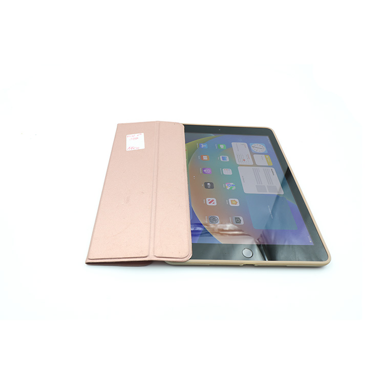 iPad 6Th Gen 32 Gb + Cover Case
