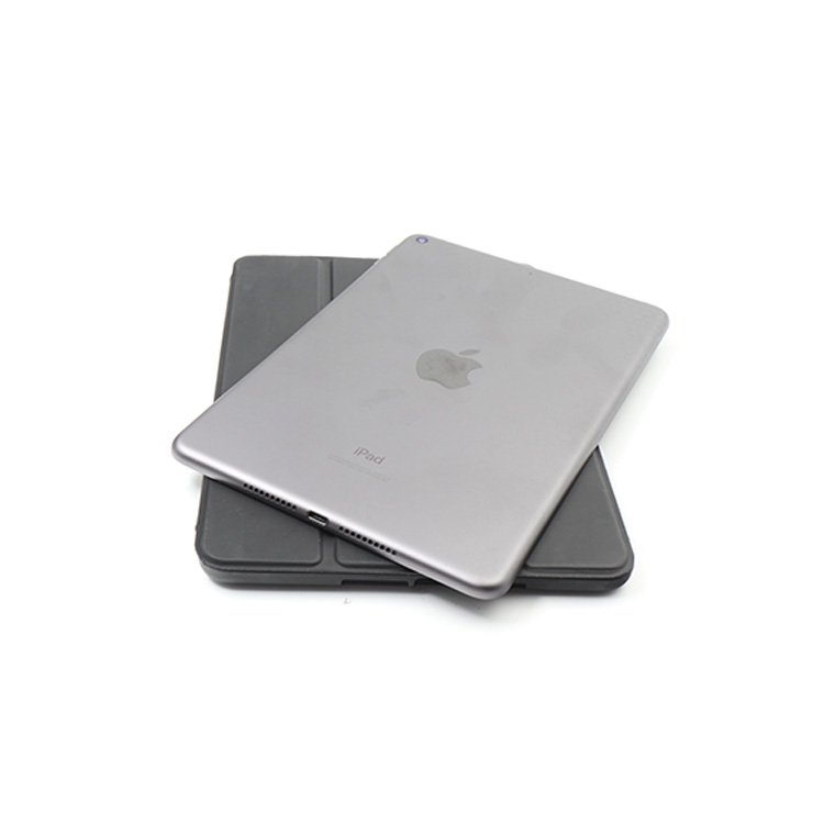 Apple iPad Mini 5th  64 gb + Cover Case