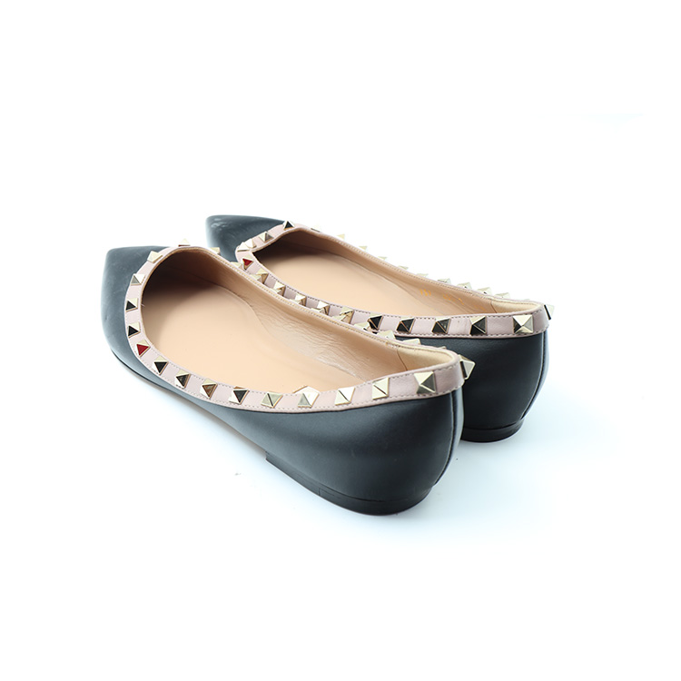 Valentino Garavani PATENT ROCKSTUD BALLET FLAT VSP 403 2 418