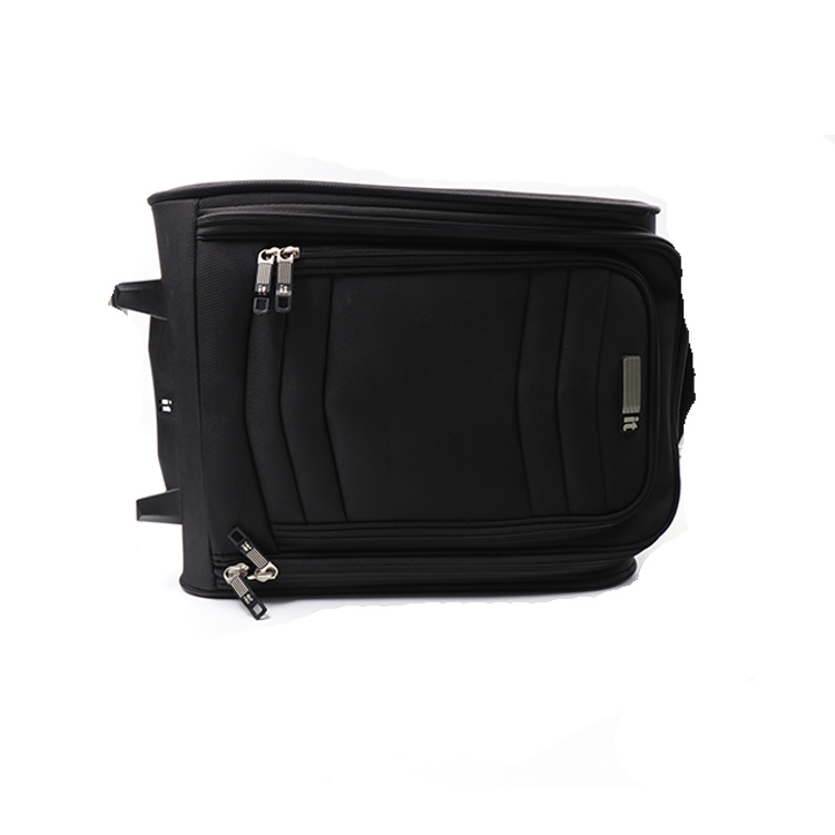 IT Luggage Intrepid 17 '' SoftSide 2 Wheel Underseater, Black