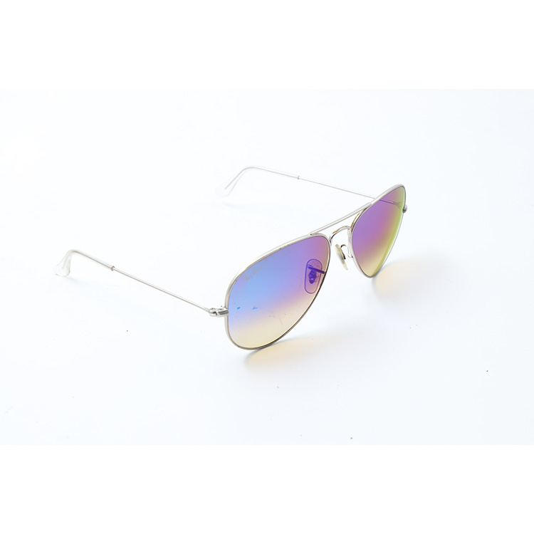 RayBan RB 3025 Aviator Large Metal,  Lens Width:58, Bridge Width:14, ** Has small Scratch **