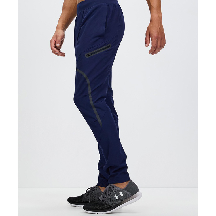 Under Armor Fitted  Unstoppable Cargo Pants, Small 44-46