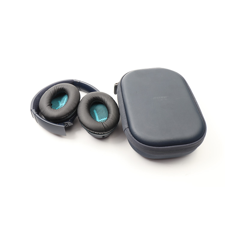 Bose QuietComfort Limited Edition Blue + Cover