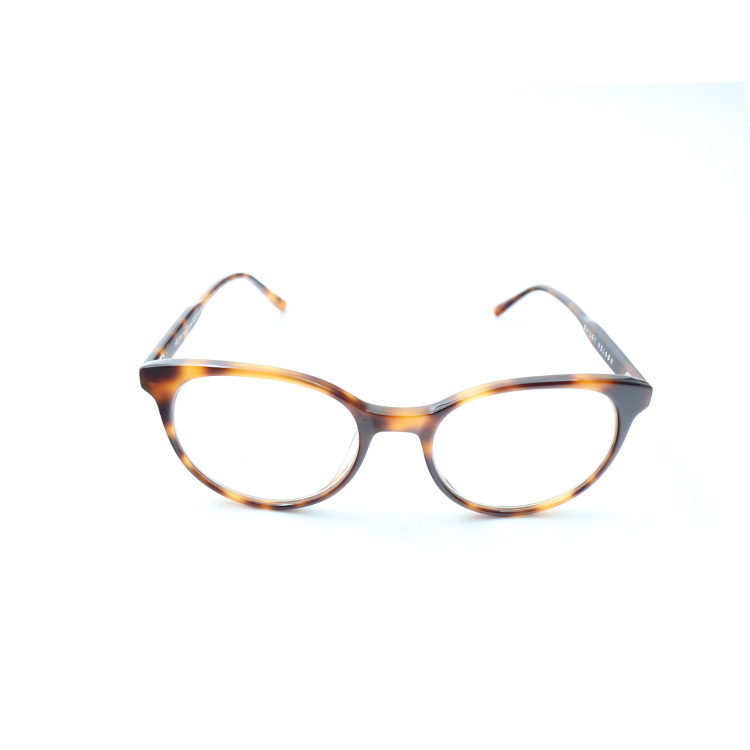 Bailey Nelson Helena Hand Crafted, BNA775 Lens Width: 52 Bridge Width: 19