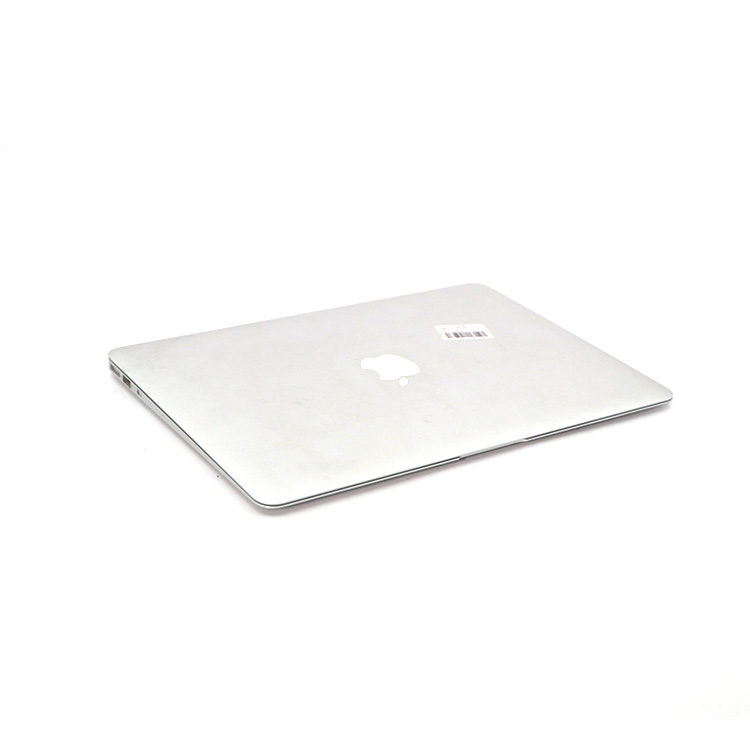 Apple Mcbook Air 13 '', Core i5   1.8 Ghz , 8 GB Ram  128 GB Rom HD Graphic 6000