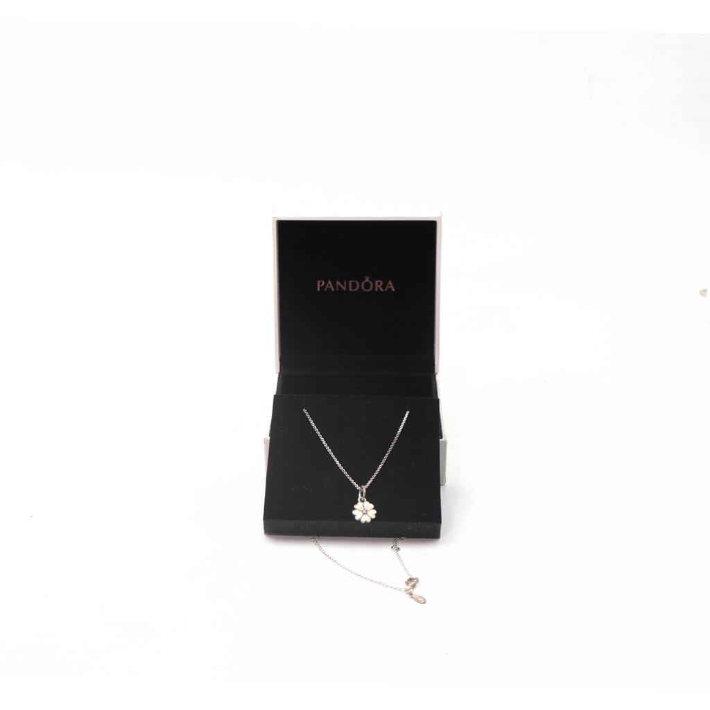 Pandora Flower Pendant With Necklace