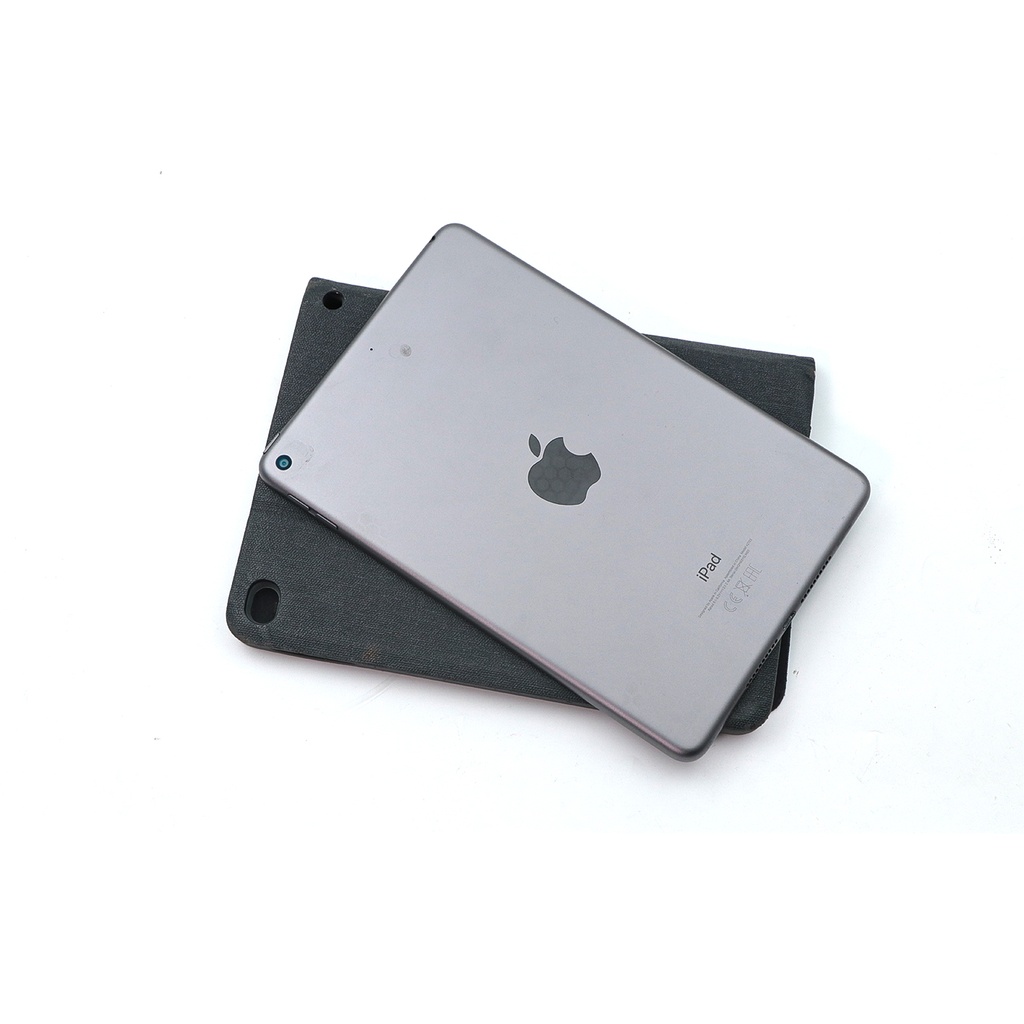 Apple iPad mini 5 64 Gb + Cover Case