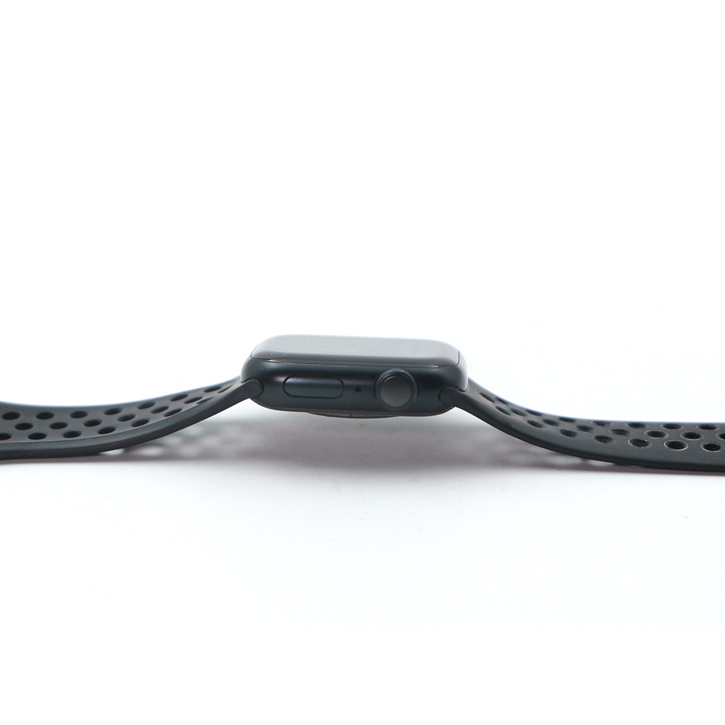 Apple Watch Series 8 , 41mm GPS Aluminum Case