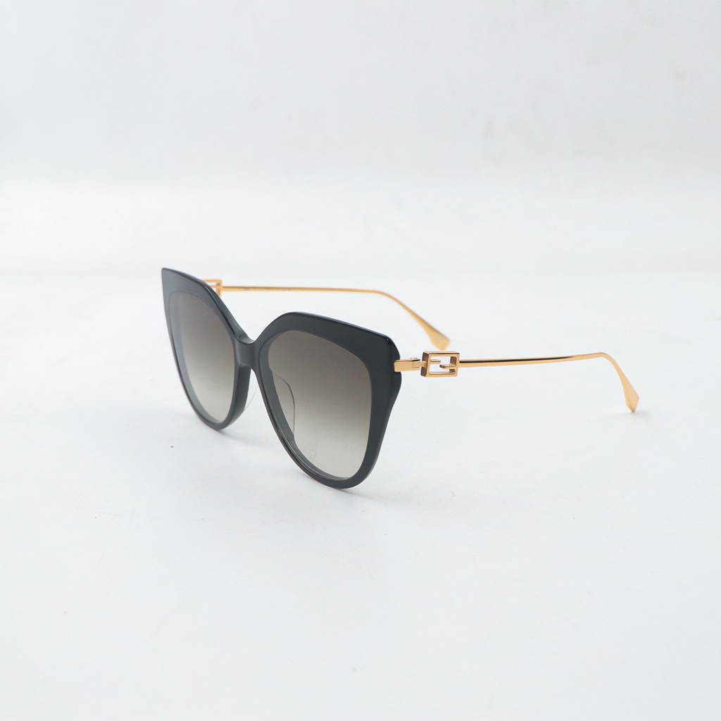 Fendi FE40011U 01F  Lens Width:57, Bridge Width:16 --- 140, made In iTaly