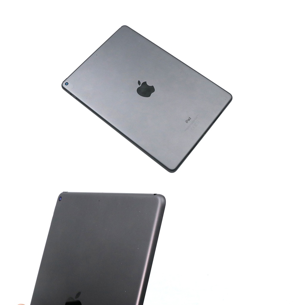 Apple iPad Air 3 256 GB + Cover Case
