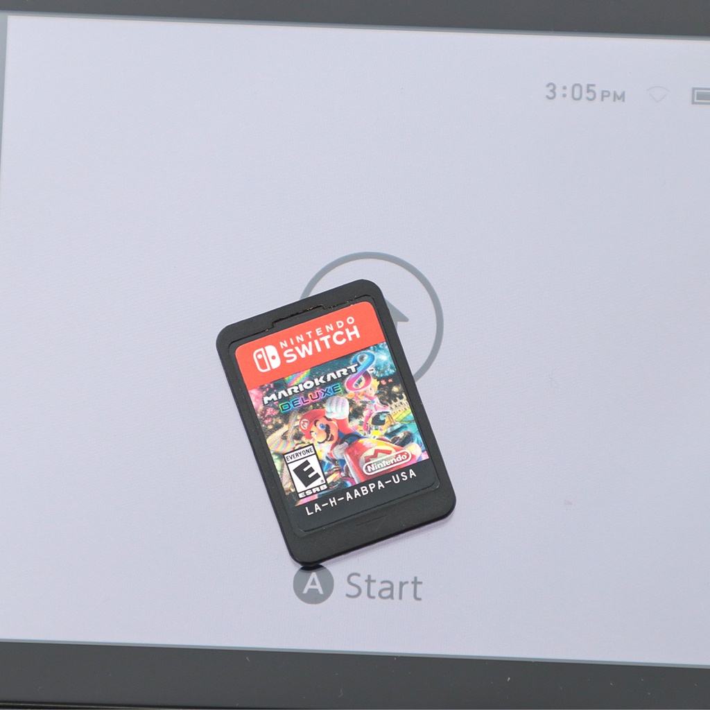 Nintendo Switch + 1 Game and Pouch