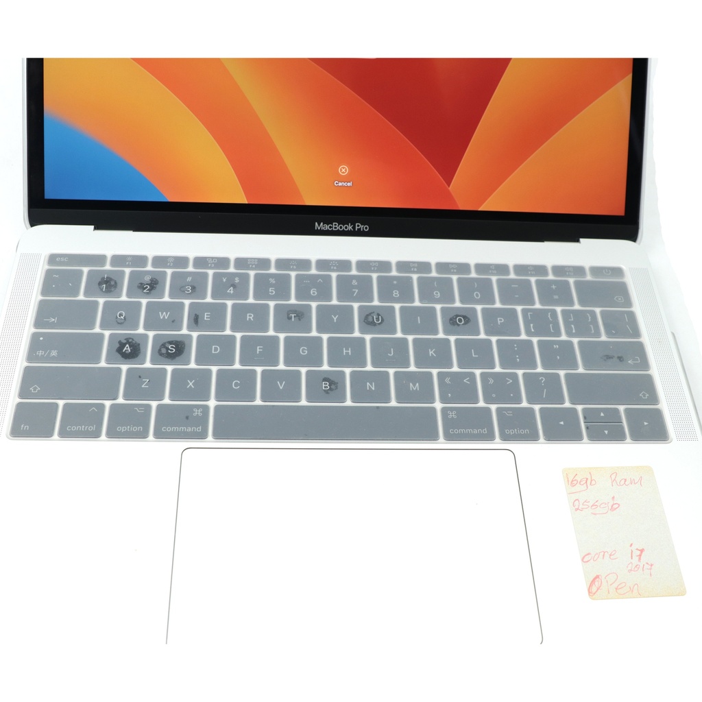 Macbook Pro 16 gb  256 gb i7 Dual Core 2017 13.3 Inch 2560x1600 Display +Protection Cover ** Password 1234**