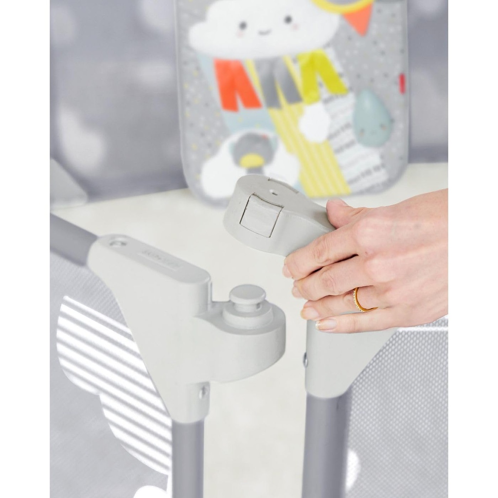 Skip Hop Expandable Baby Gate, Play view Enclosure, Silver Lining Cloud