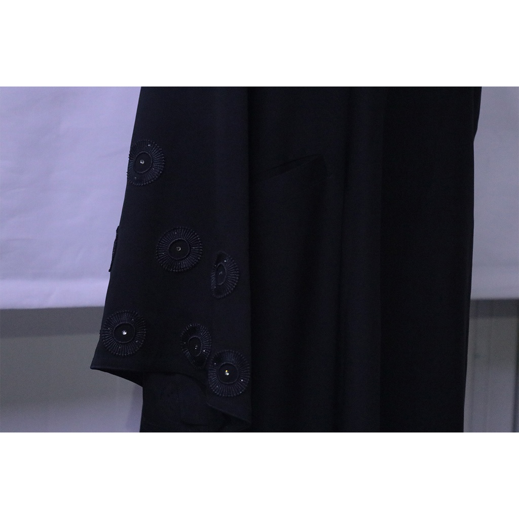 Abaya Al zaraki
