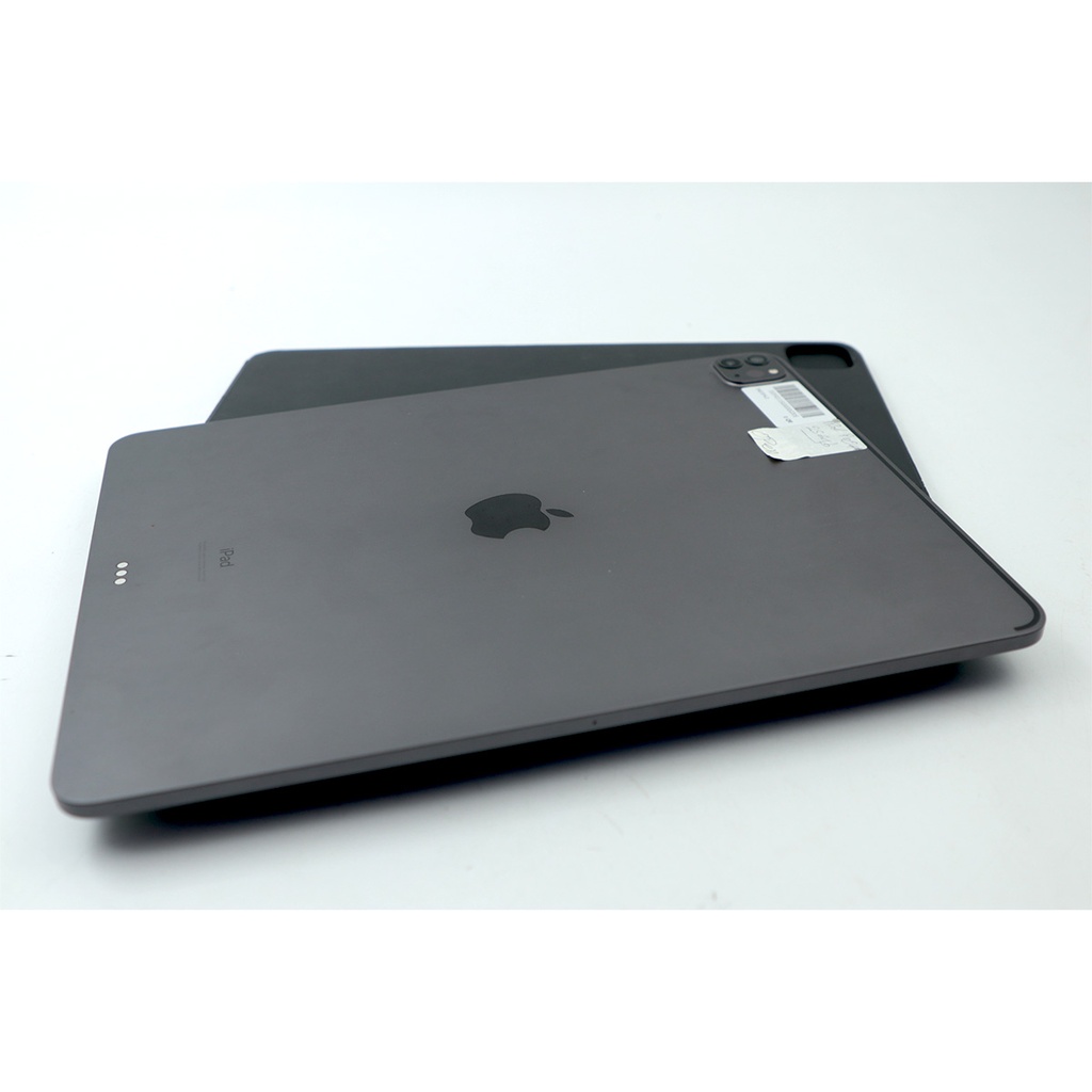 iPad Pro 4th gen 256 gb + Magic Keyboard ''12 Inch'' + Magic Keyboard EN