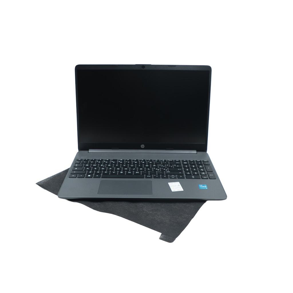 HP Model: 15s-fq2125nl, Ram: 8gb,  256 gb ssd i3 11Gen