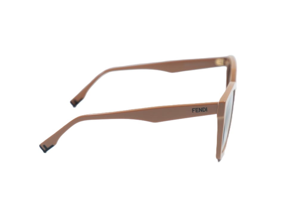 Fendi Sunglasses FE40085I 57F . Lens With :55, Bridge Width:18